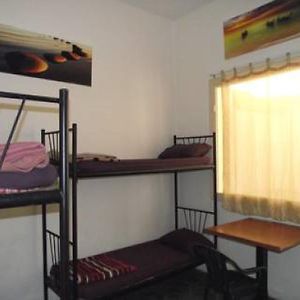 Chambre Juste Pour Femmes Dortoir