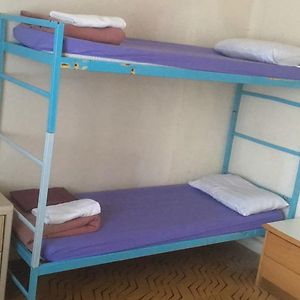 Chambre Juste Pour Hommes Dortoir